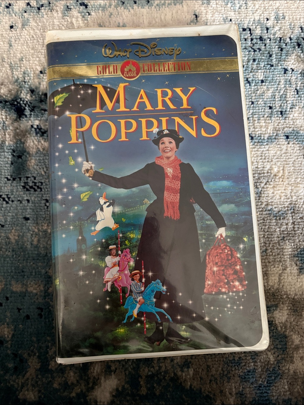 Disney Mary Poppins VHS with Blue and Black Illustrated Cover